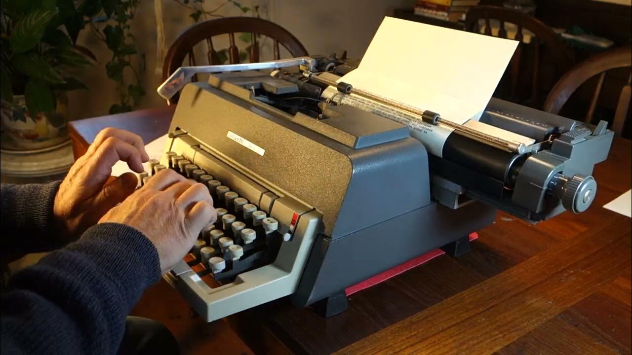 Máquina de escribir Olivetti linea 98