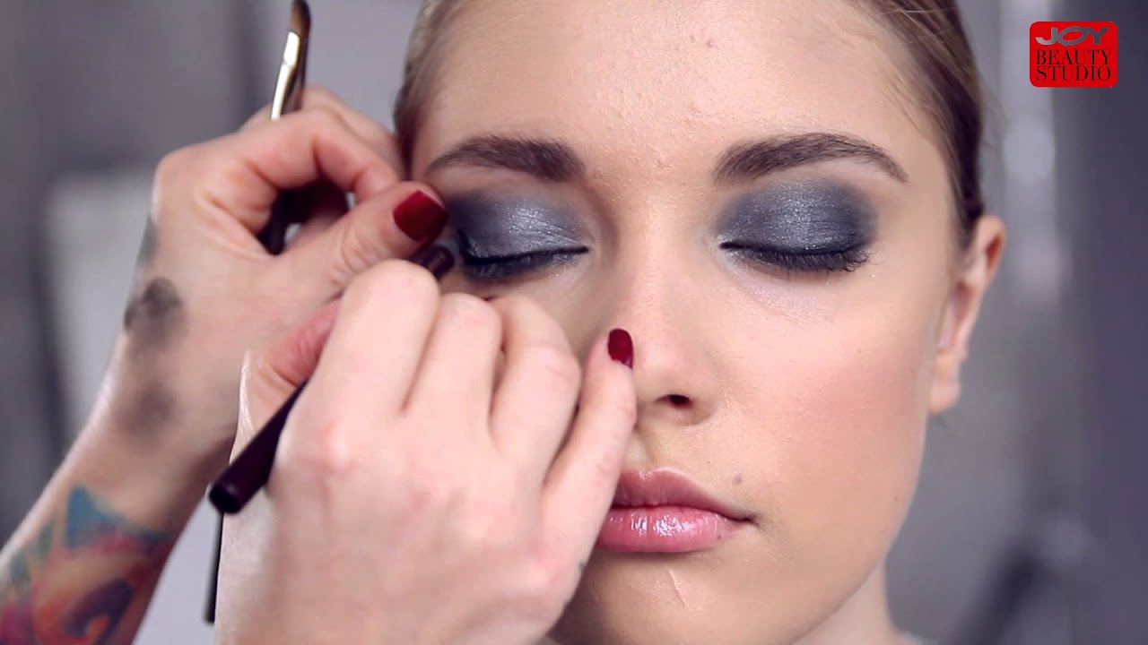 Kouřové líčení 3 - na večer / JOY Beauty Studio