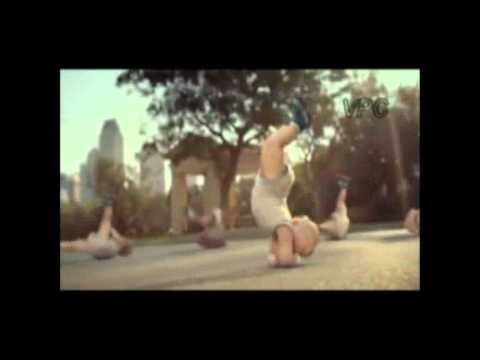 funny one year babies dancing with dyper dhinka chika.flv