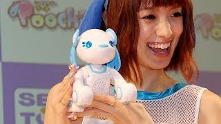 南明奈が登場 「ロボットペット」新商品発表会(1)