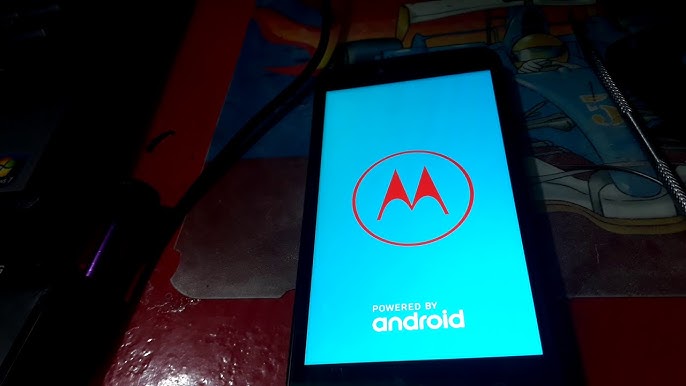 Motorola - Se te prometeram potência e não entregaram, então venha  comparar! A motorola te entrega o processador mais avançado da categoria,  que vai te proporcionar horas e horas de bateria, jogos