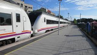 Renfe S-449 R11 Media Distancia saliendo desde Sils