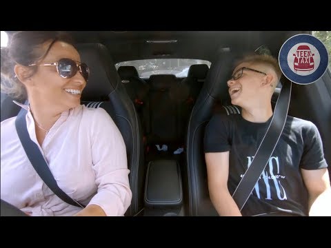 Flashing a cheeky smile | Teen Taxi