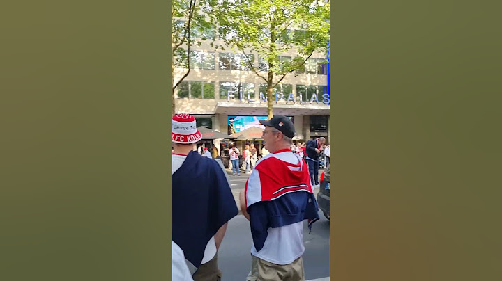 1.FC Köln - 1.FC Kaiserslautern - FC Fans feiern auf den Kölner Ringe den Aufstieg in die Bundesliga