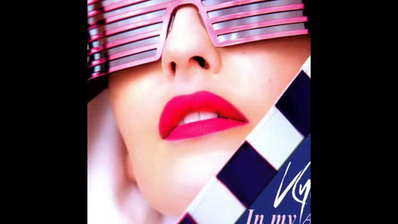 In my arms песня. In my arms. It is my arms. Him right here in my arms. Jessie frye.