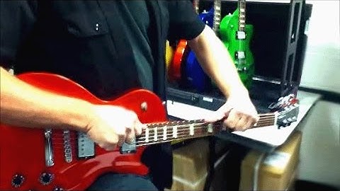 guitars going out of tune? Here is how to stretch guitar strings