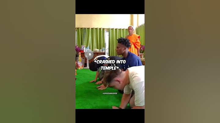 Speed crashes Tuk Tuk 😭💀