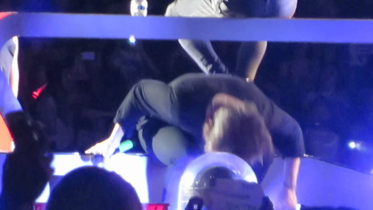 One Direction - Moments - Sept 13th