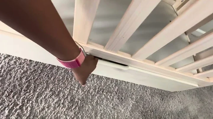 Honest Review of a Mini Crib That I Found on Amazon