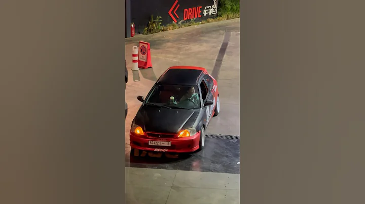 Spotted #honda #civic #ek9 #ek3 #b16a2 #maroc #d16 #jdm #hatchback #white #advan #casablanca #mexico