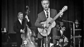 Brassens "Los Amigos Primero" 1972 (Subtitulado y con Referencias) chords