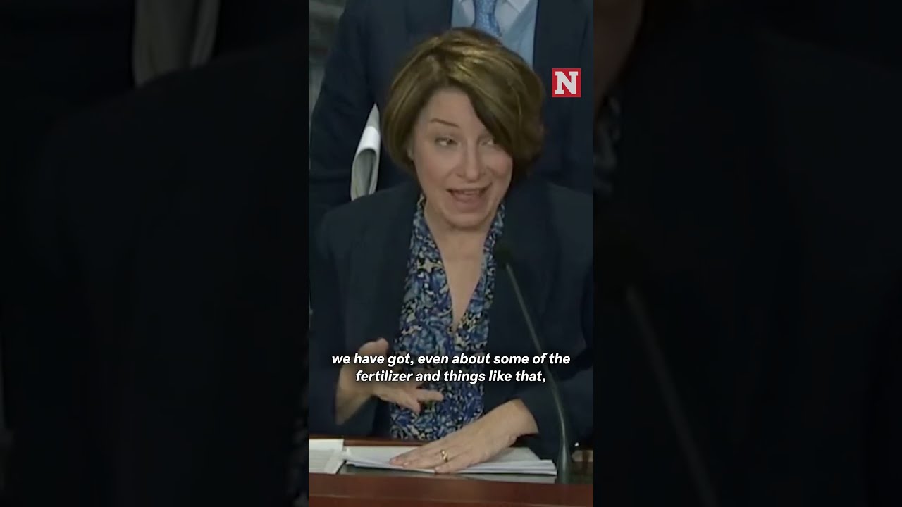 Trump S Tariffs Crazy Way To Handle Canada And Mexico Trade Klobuchar