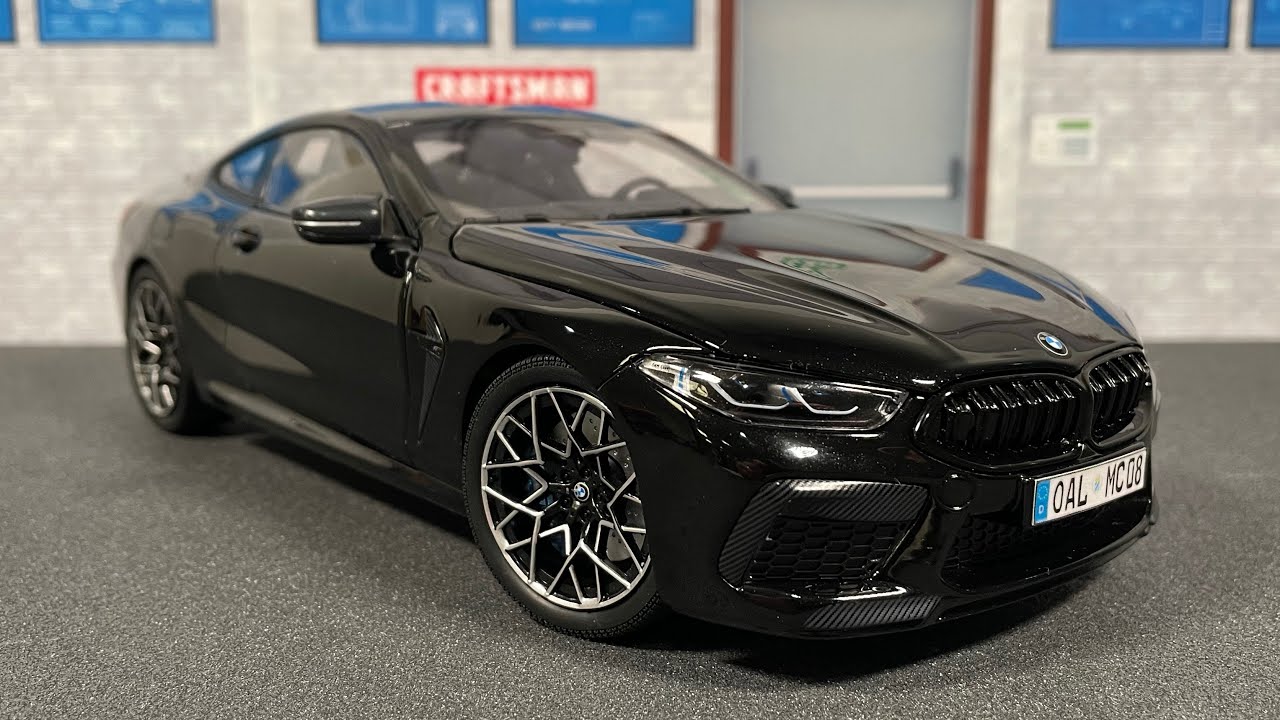 1:18 BMW M8 Coupe by Minichamps - YouTube