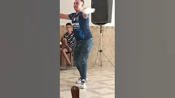 رقصة اسطورية تشبع ضحك 