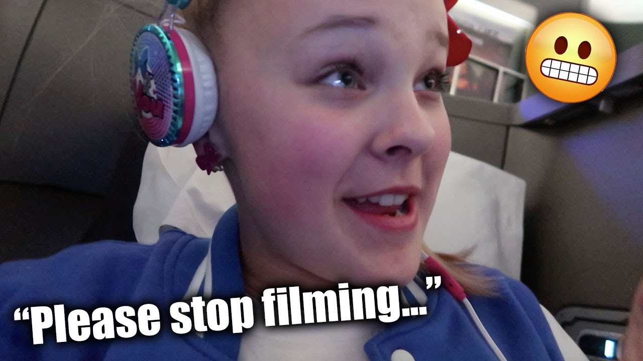 This Vlog Almost Got Me Kicked Off My Flight.... vlogs in spanish