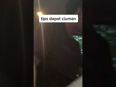 TIPS DAPET CIUMAN DARI PACAR