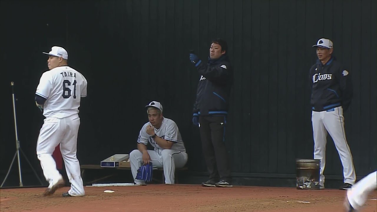 キャンプ動画】増田達至氏が見守るなか平良海馬がブルペン投球【埼玉