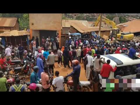 Breaking news!! A building collapses and kills at least 5 people in Makindye Kampala uganda.