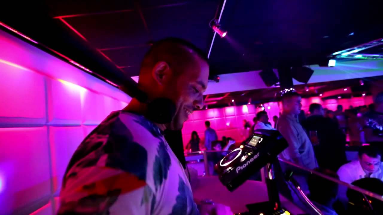 Monsieur Jerome Arnould Les Jardins De La Rose Kompass Monsieur Jerome Arnould Les Jardins De La Rose Kompass