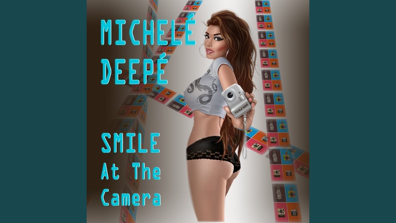 在 YouTube 上觀看「Smile at the Camera (Look @ F Gentle Kiss Dub)」