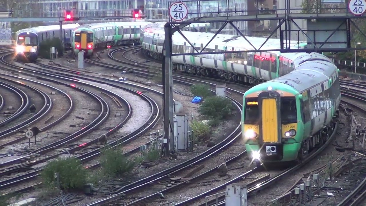 Train (Southern & Southeastern) @ Ebury Bridge