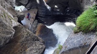 Cascadas de Trümmelbach  Trümmelbach Waterfalls