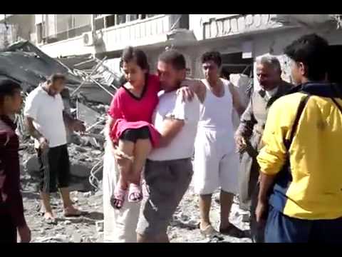 شام حلب السكن الشبابي المعصرانية اخراج طفلة من بين انقاض القصف 14 9 2012