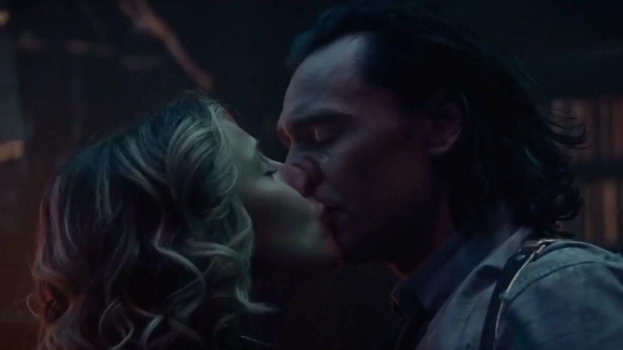 El beso de Sylvie y Loki