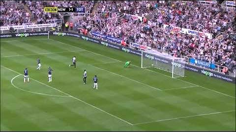 Newcastle United V Tottenham Hotspur