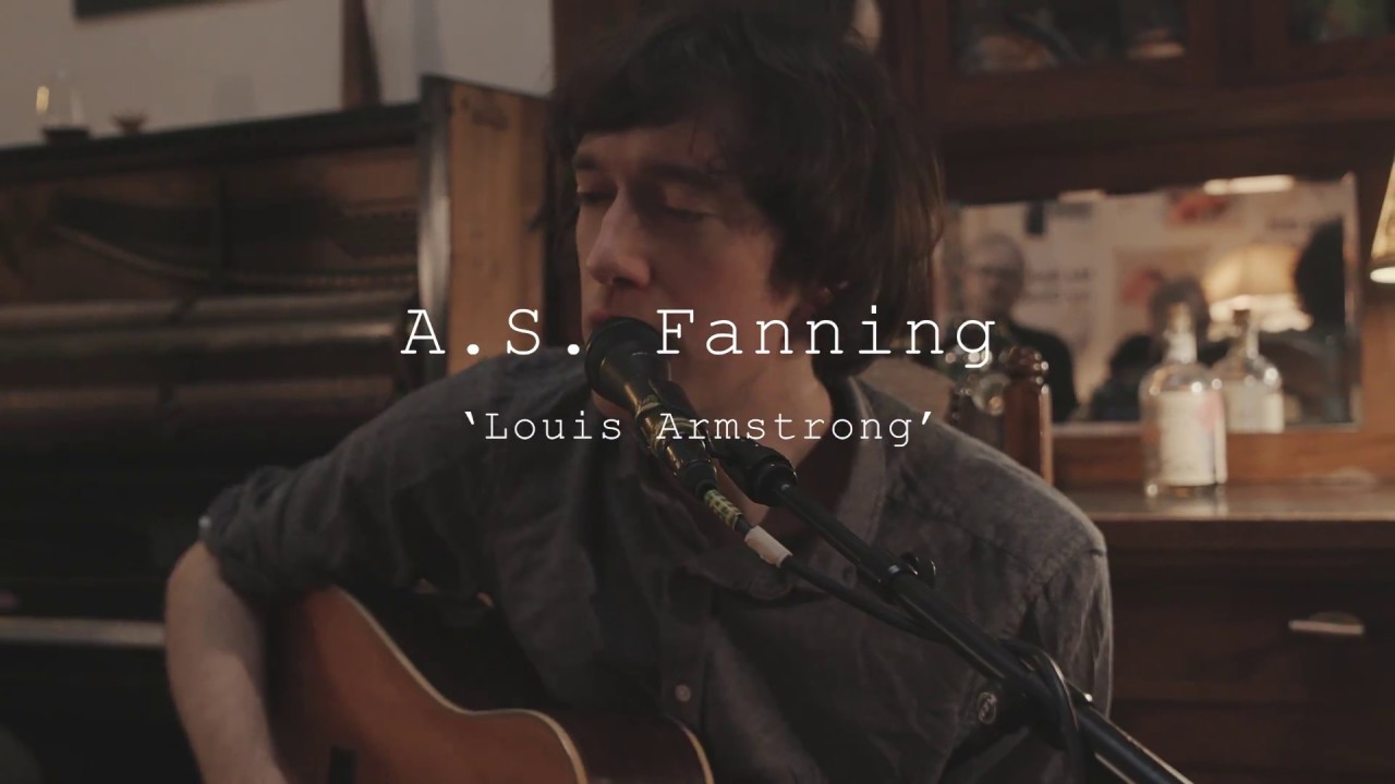 A.S. Fanning plays 'Louis Armstrong' Live in Berlin