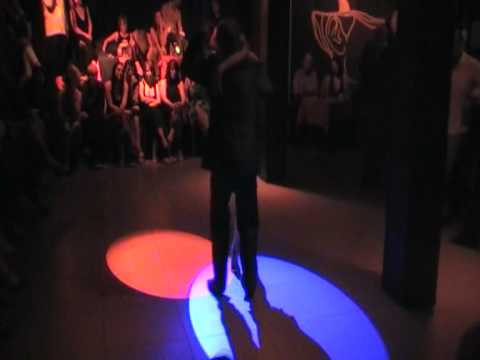 Buscandote (Fresedo Ruiz )- Gerardo Quiroz e Cristiana Casuscelli