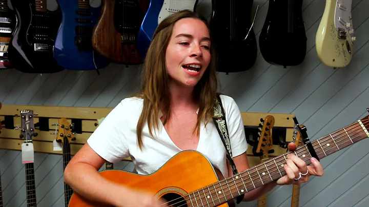 Virginia Carr - Ferry Man (MusicGNV Session)