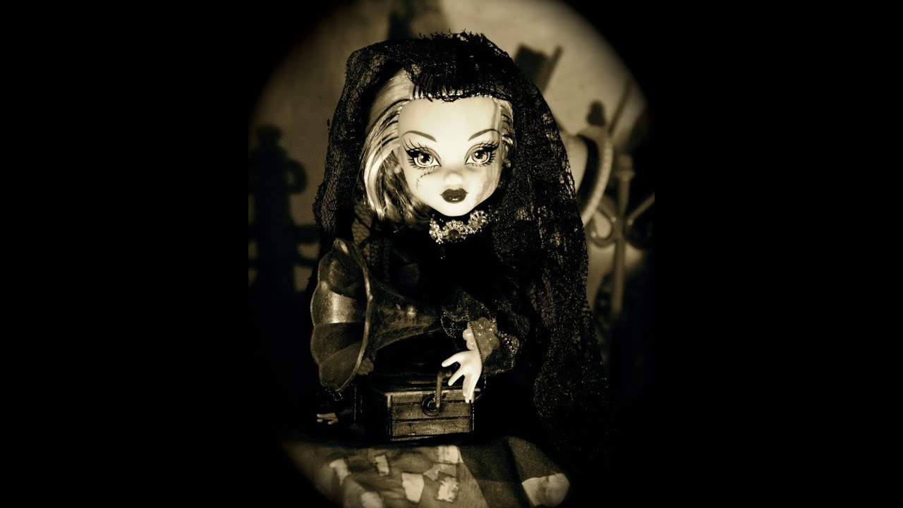 EWQL Royalty Free Creepy Music "Come Out And Play"