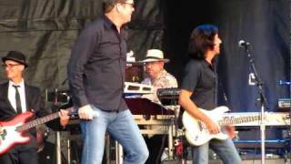 Huey Lewis &amp; The News - I Want A New Drug/Smallworld live in Ottawa - July 10, 2011