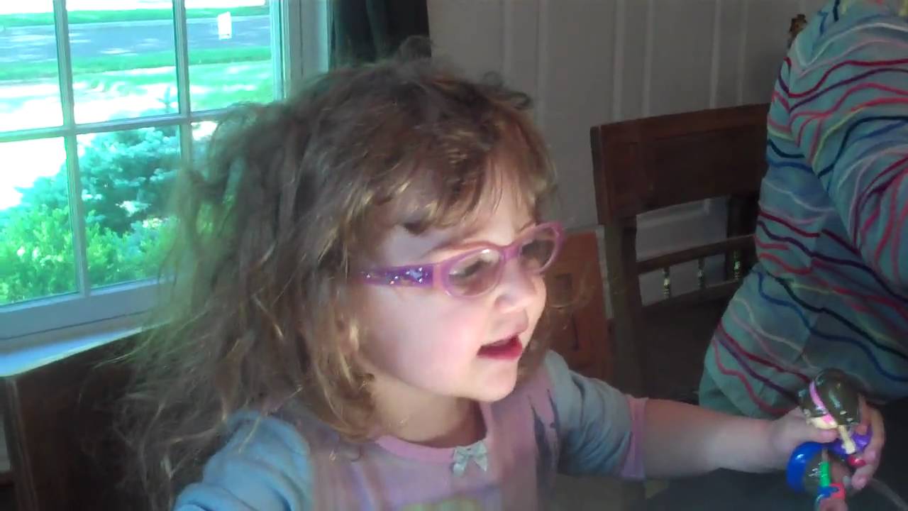 3 year old tells a Tomato Joke (Pulp Fiction) YouTube