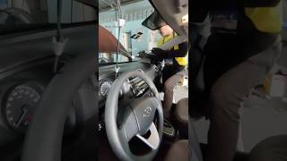 Crack windshield replacement.