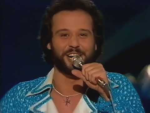 Renato - Singing