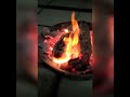 دارت الايام ..قابلنى والاشواق في عنيه