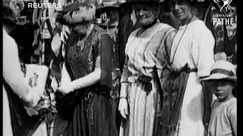 Mrs. Lloyd George opens Harpenden garden fete (1921)