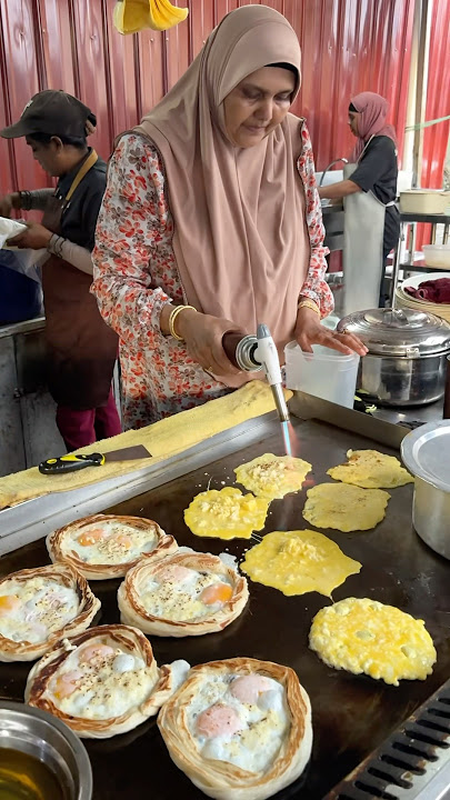 Penang’s Legendary Egg & Cheese Roti – A Must Try!