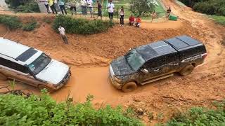 Four Exciting Matches Between Cars Land Cruiser 3.4 V6 Vs Tundra 4.0 V6 And Bj40 Vs Jeep Wrangler