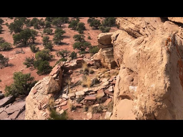 Anasazi Hilltop Ruin tour