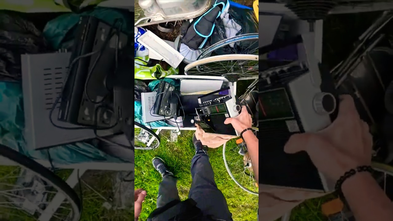 Нашел Старую Радио-технику На Свалке в Германии