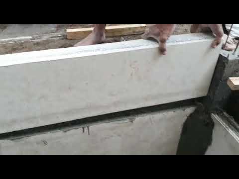Video: Proyek rumah beton aerasi. Rumah dengan loteng beton aerasi