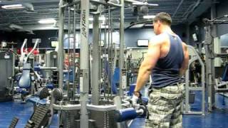 GREAT WHITE CLOSE GRIP LAT PULL DOWNS DROP SET