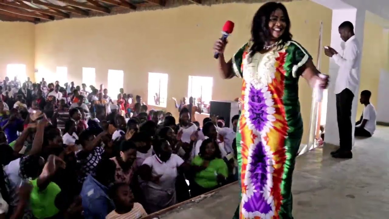 Live performance by Favoured Martha ‎⁨@EdgarKangola82⁩  Show 