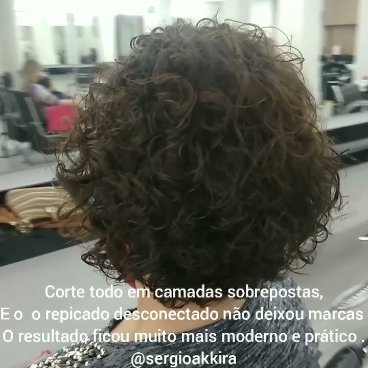 Sergio Akira Cabeleireiro Visagista e Especialista em cortes de cabelo