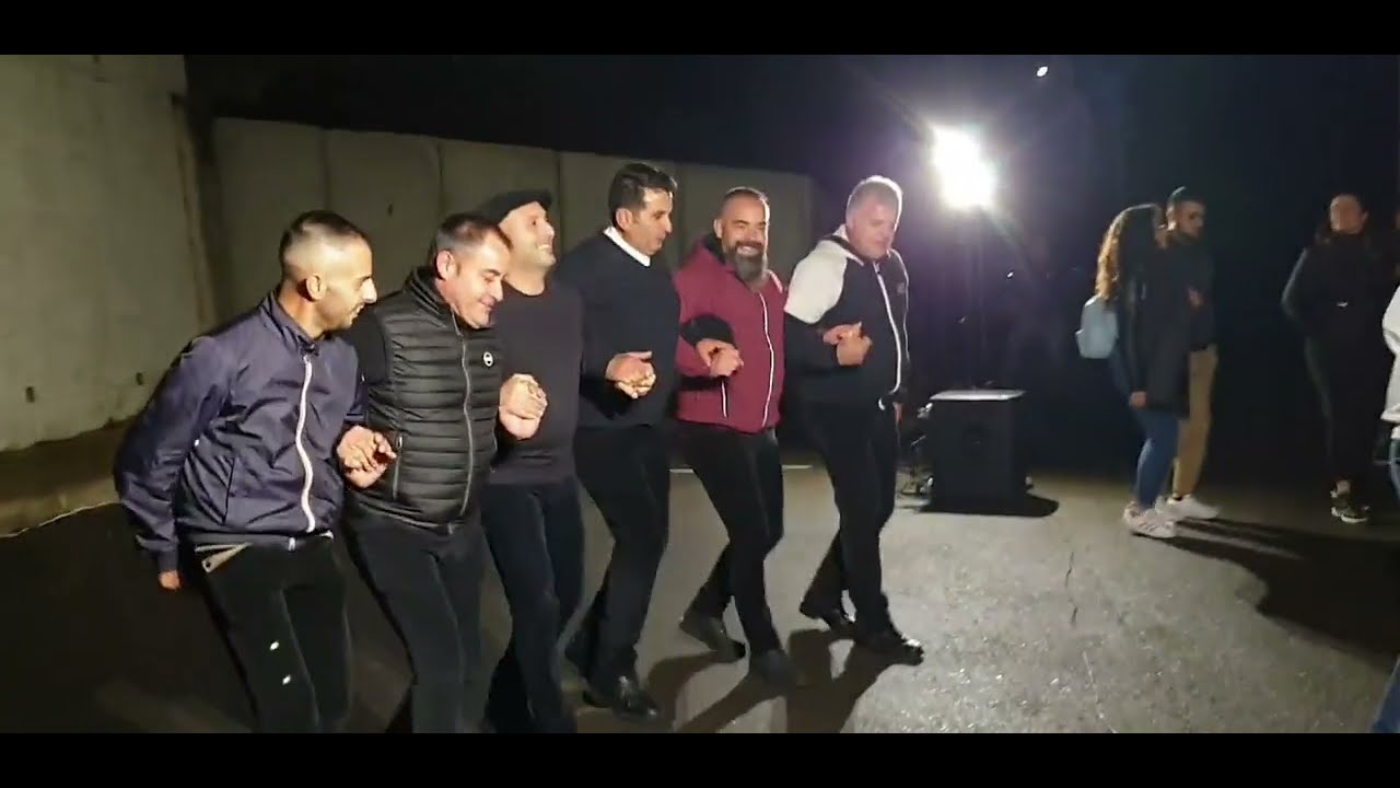 Matteo  Casula e ballerini   speciali    balli sardi diatonique