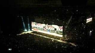 U2 Cedarwood Road live in Barcelona 05.10.2015