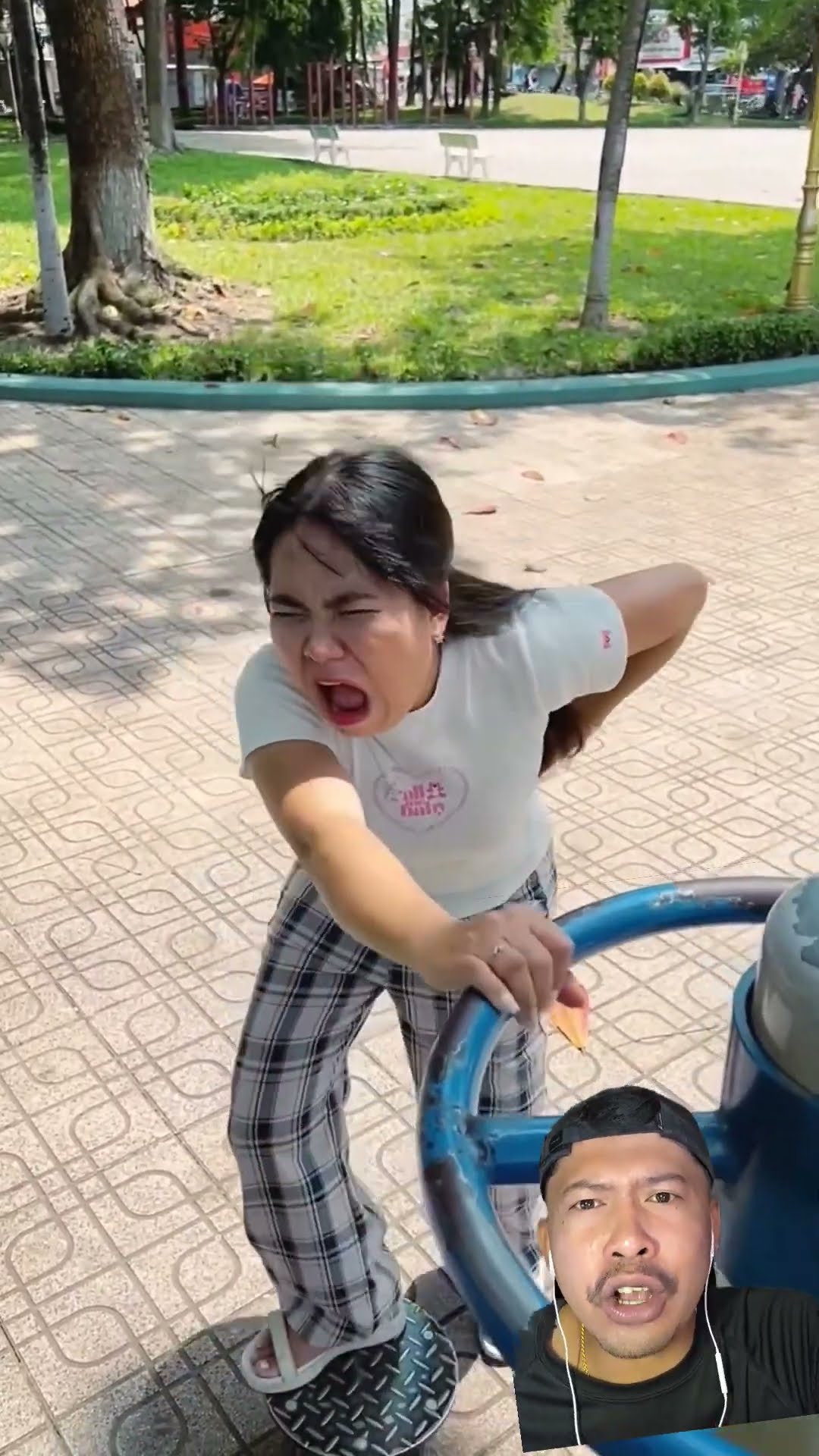 DIKIRA ADA HANTU PADAHAL ?  #funny #comedy #dubbing